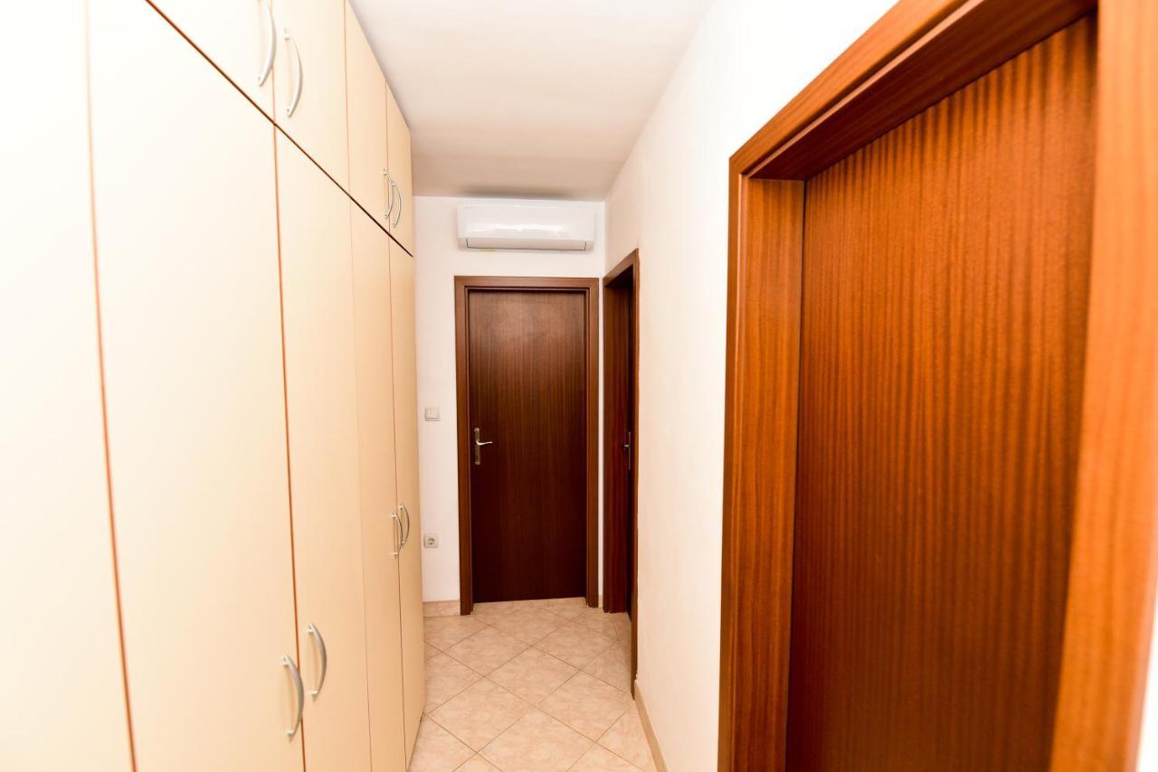 Apartment Nelly- Self Check-In Задар Экстерьер фото